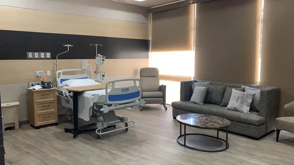 Habitación privada para pacientes en el Hospital Angeles Valle Oriente